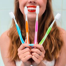 Zubní kartáček ProDental